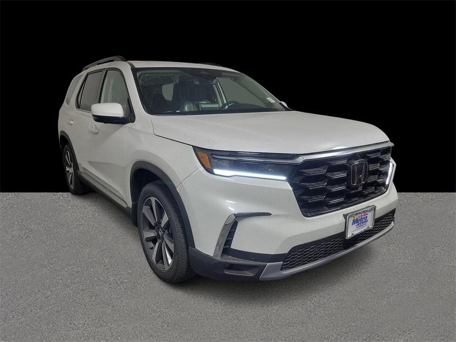 new 2025 Honda Pilot car