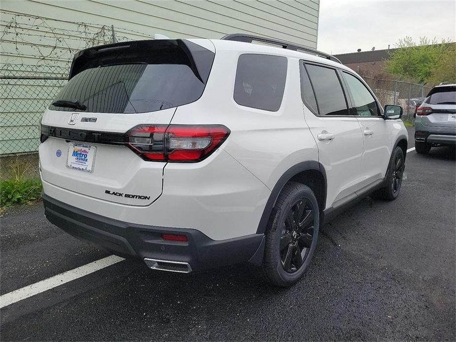 new 2025 Honda Pilot car