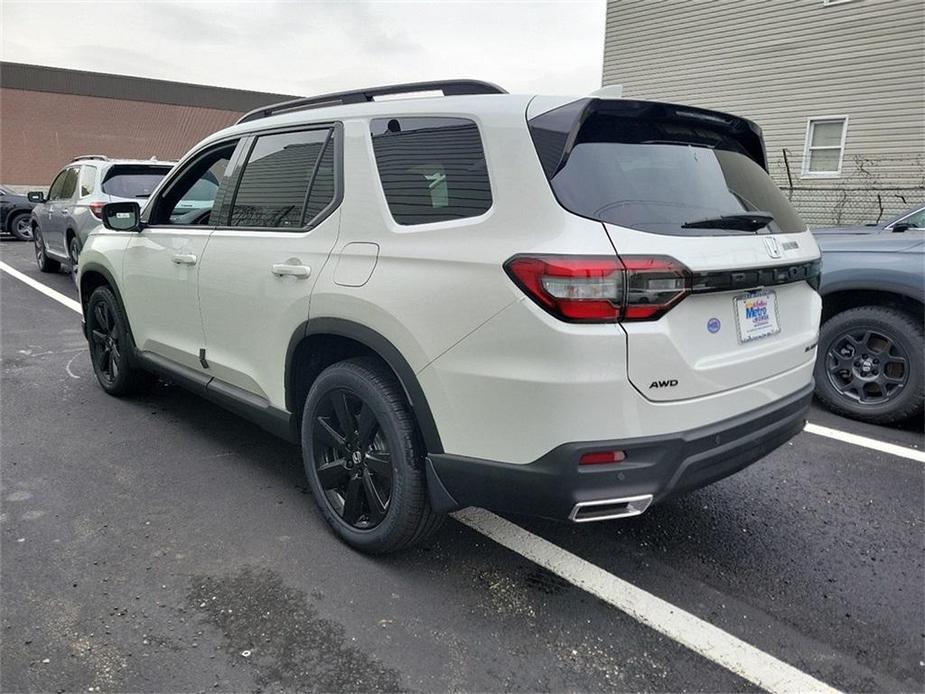 new 2025 Honda Pilot car