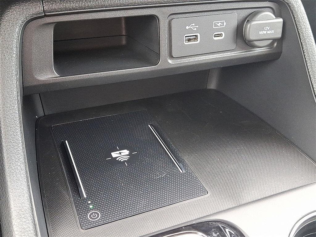 new 2025 Honda Pilot car, priced at $47,095