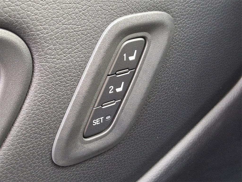 new 2025 Honda Pilot car, priced at $47,095