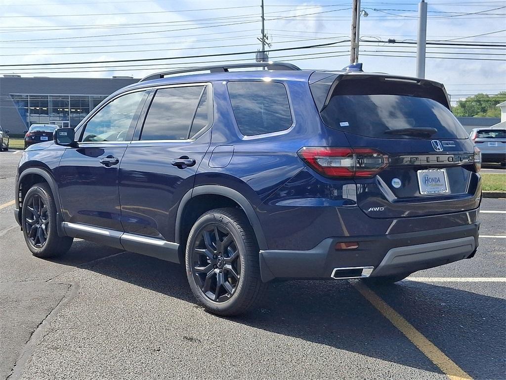 new 2025 Honda Pilot car, priced at $53,725