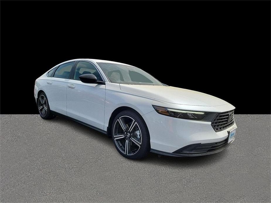 new 2024 Honda Accord Hybrid car