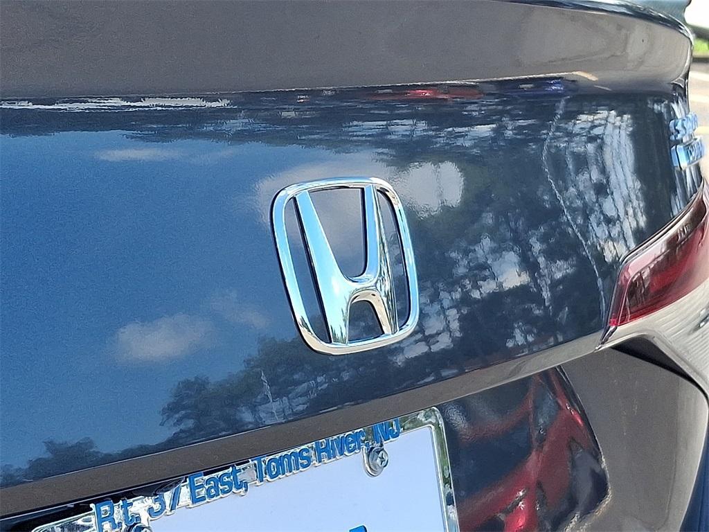 new 2025 Honda Civic Hybrid car, priced at $33,100