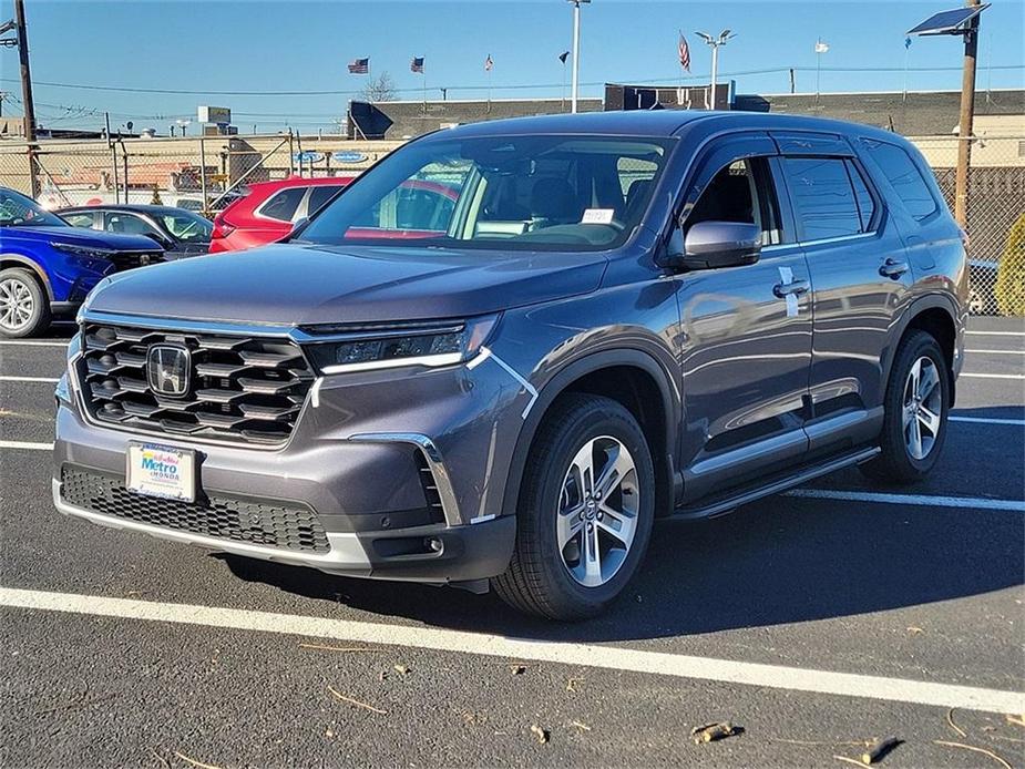 new 2025 Honda Pilot car