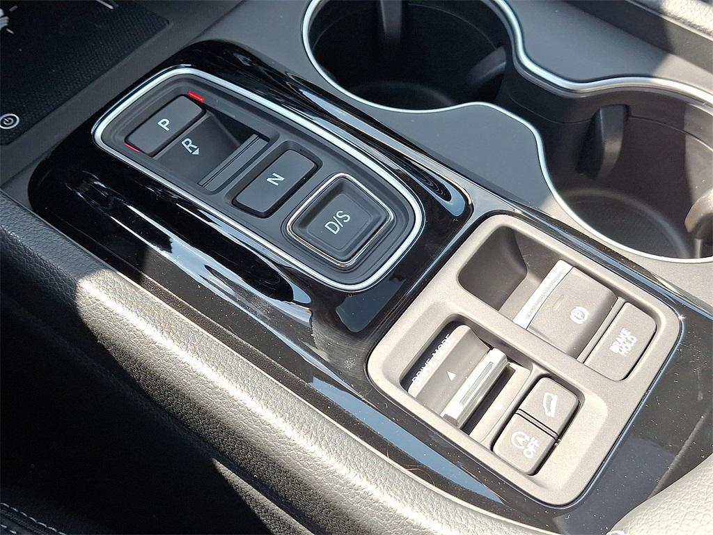 new 2025 Honda Pilot car, priced at $51,550