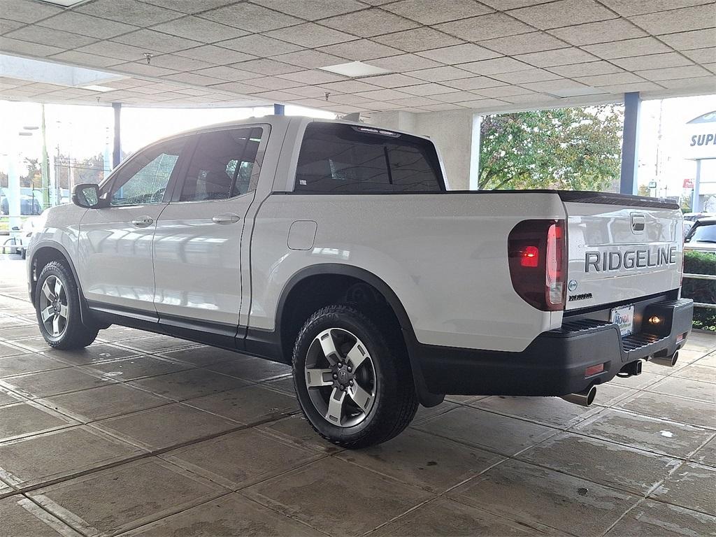 new 2025 Honda Ridgeline car, priced at $45,080