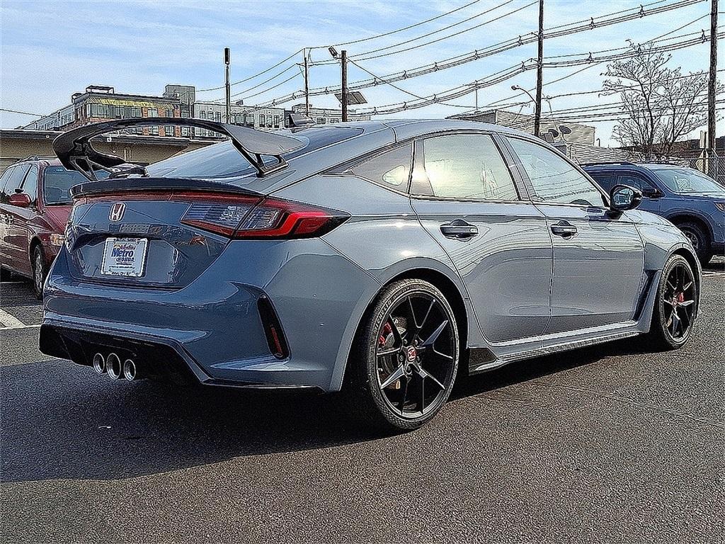 new 2025 Honda Civic Type R car