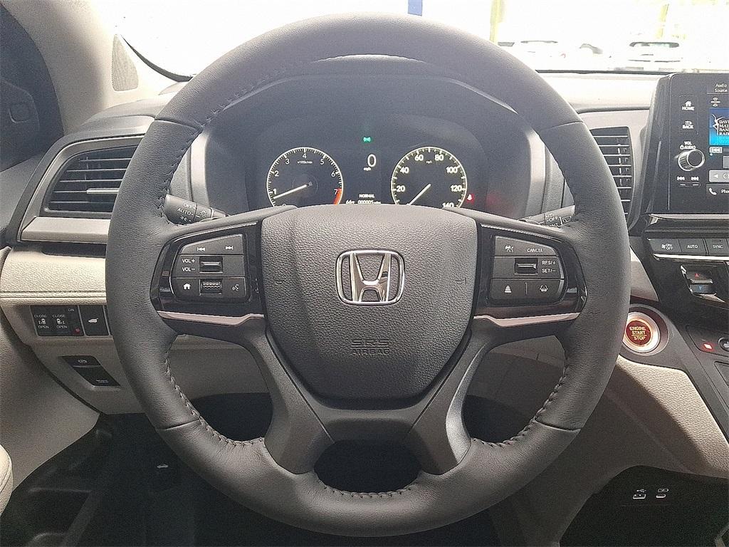 new 2026 Honda Odyssey car, priced at $45,320