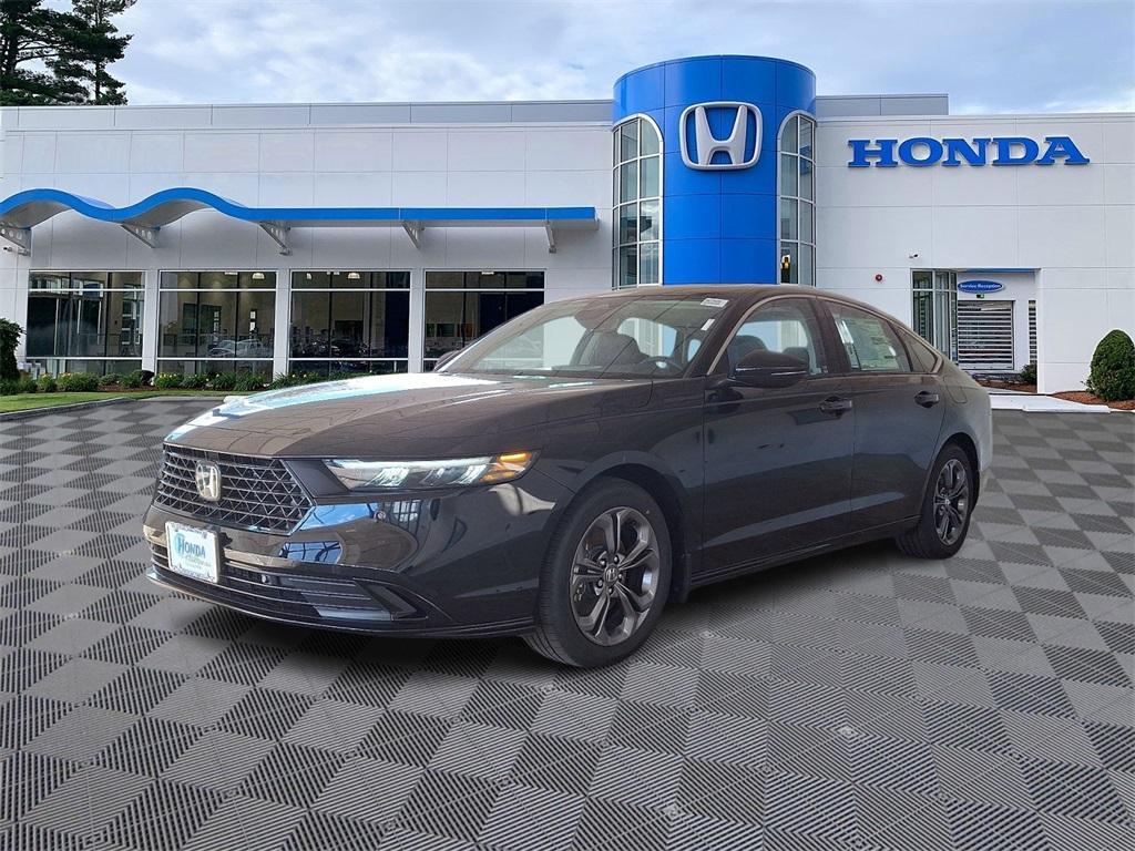 new 2025 Honda Accord Hybrid car, priced at $36,135
