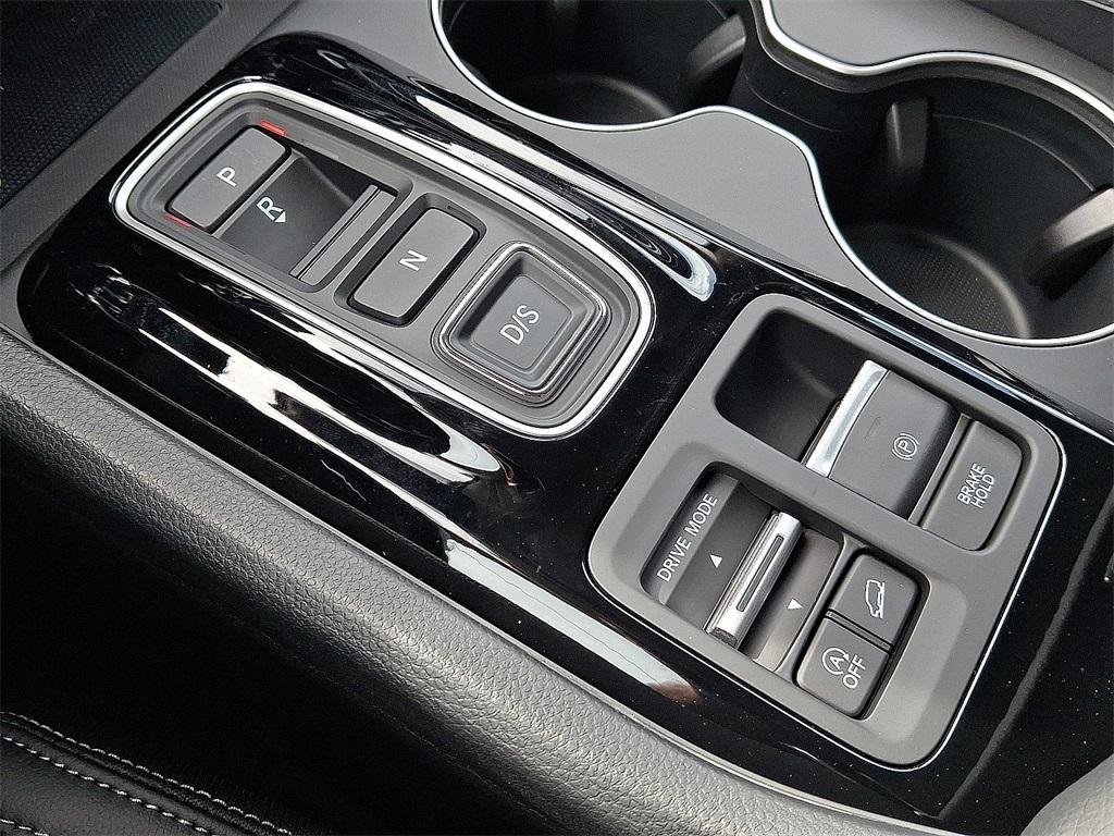 new 2025 Honda Pilot car, priced at $47,095