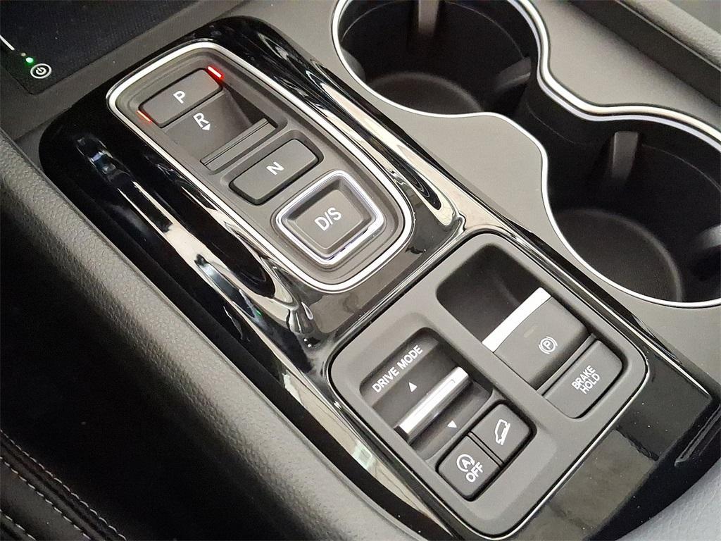 new 2025 Honda Pilot car, priced at $51,095