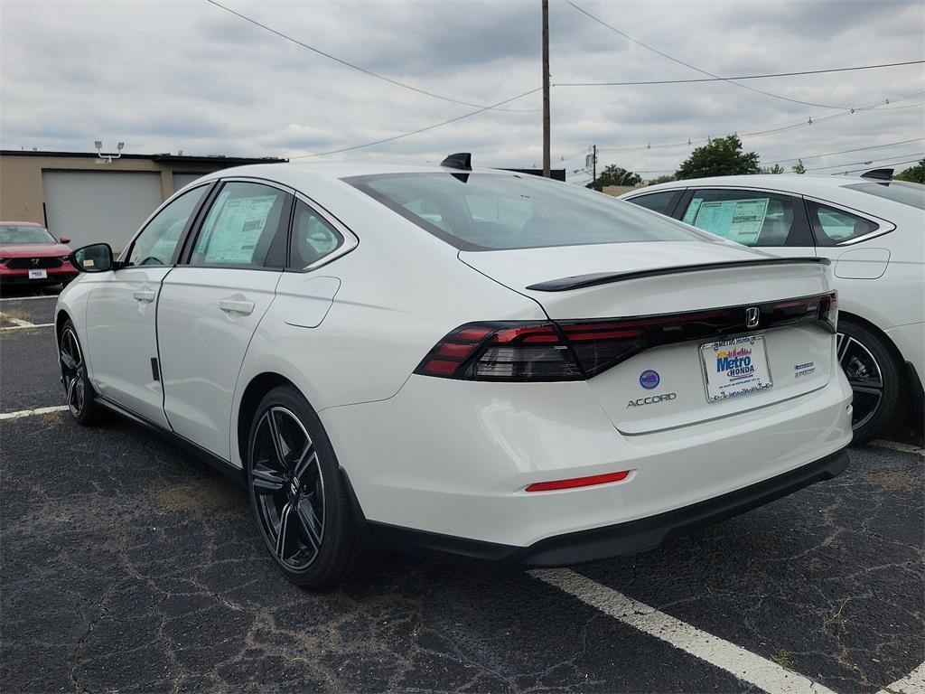 new 2025 Honda Accord Hybrid car