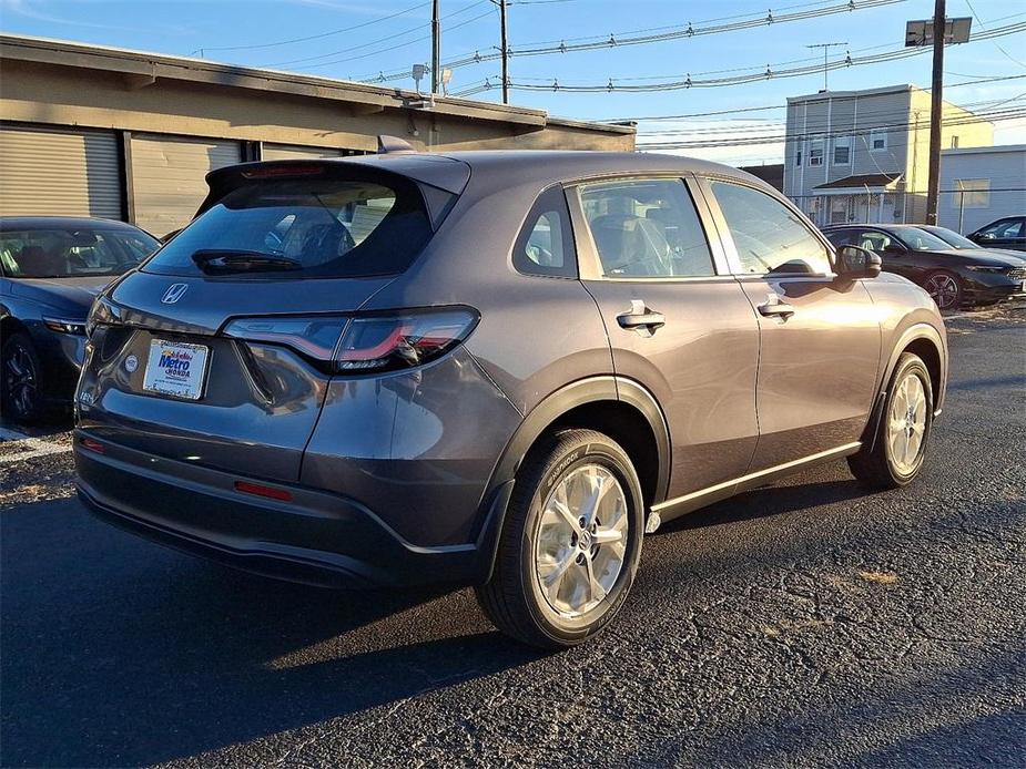 new 2025 Honda HR-V car