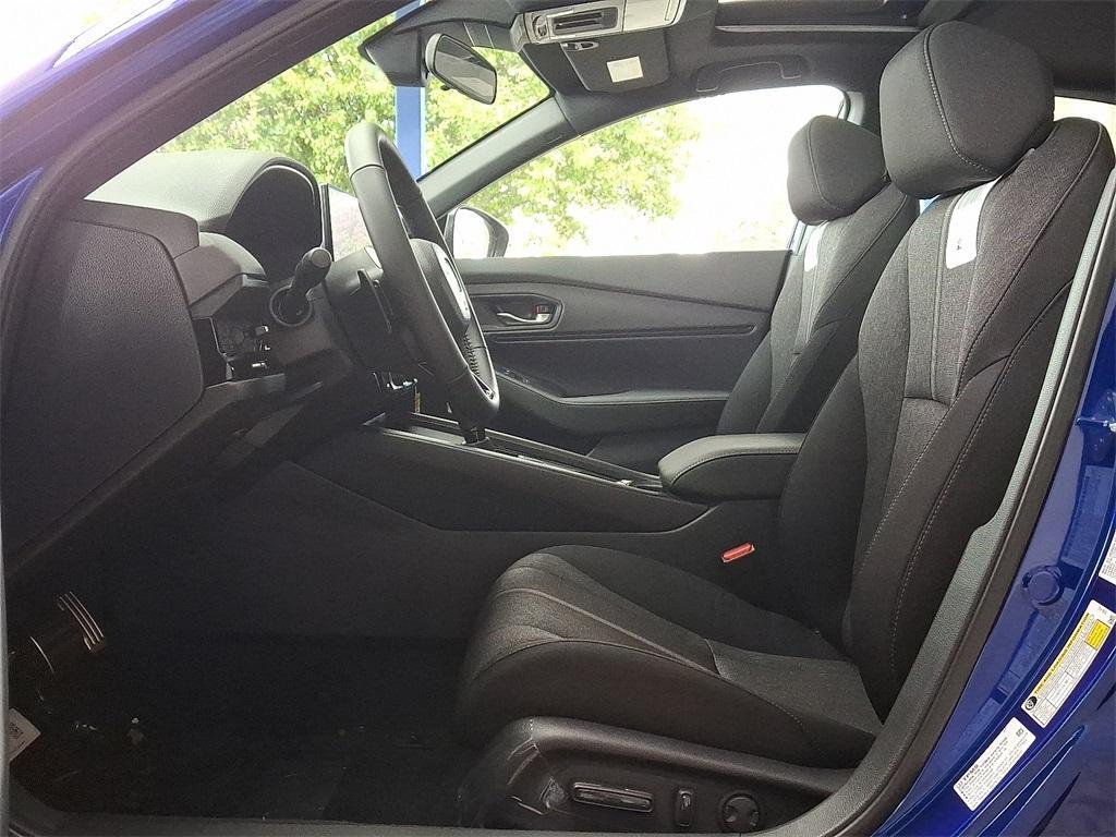 new 2025 Honda Accord Hybrid car, priced at $35,305