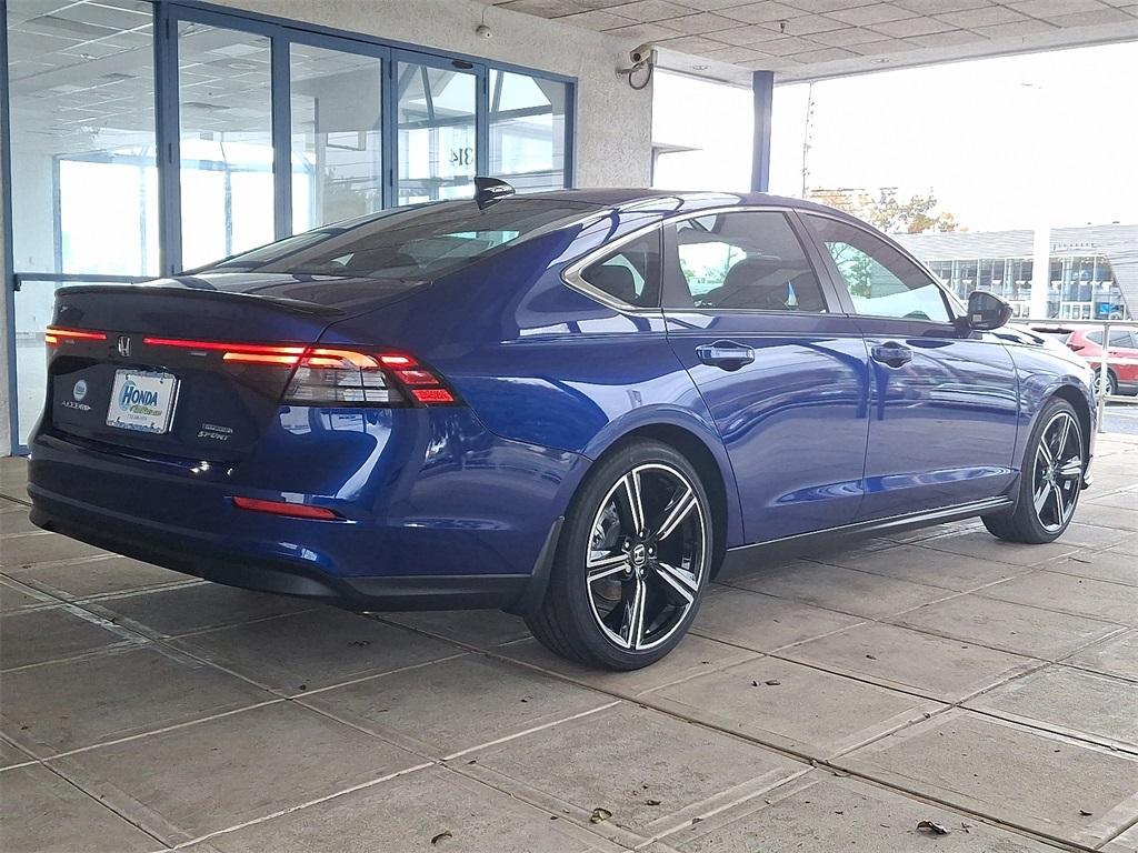 new 2025 Honda Accord Hybrid car, priced at $35,305