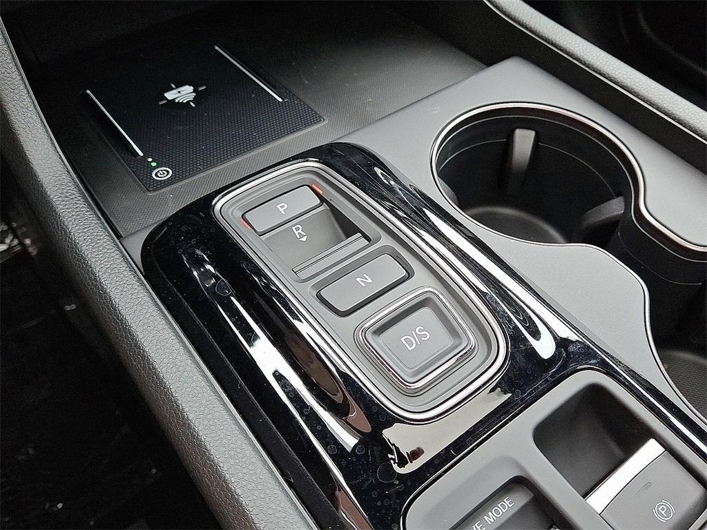 new 2025 Honda Pilot car, priced at $51,350
