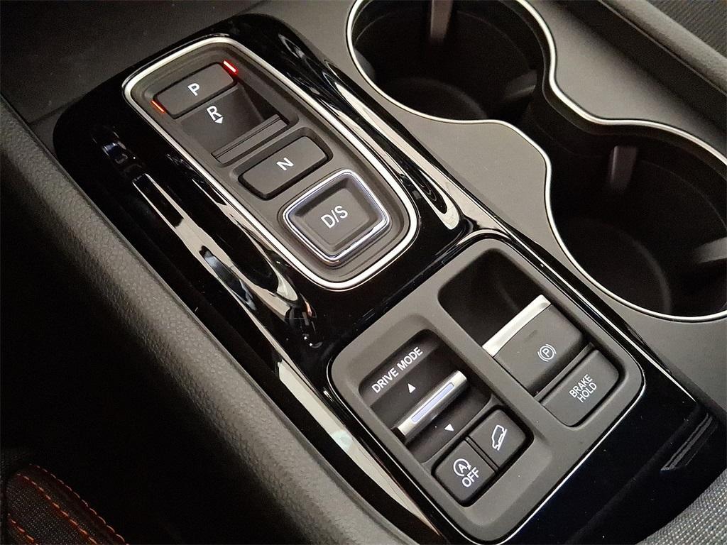 new 2025 Honda Pilot car, priced at $45,275