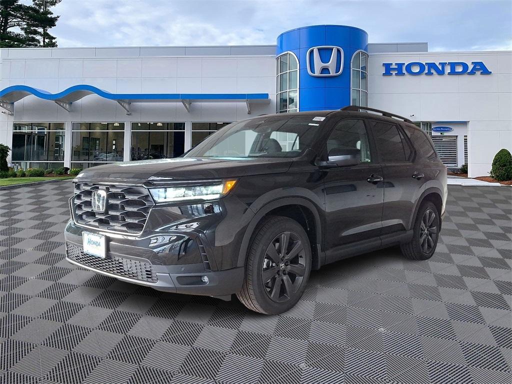 new 2025 Honda Pilot car, priced at $45,275