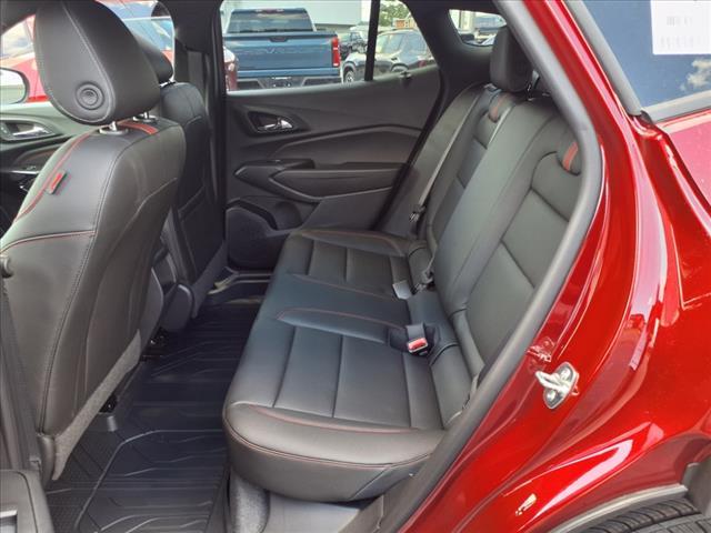 new 2025 Chevrolet Trax car