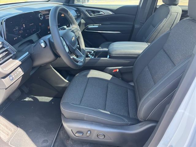 new 2026 Chevrolet Traverse car