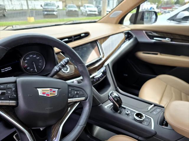 used 2020 Cadillac XT6 car, priced at $34,900