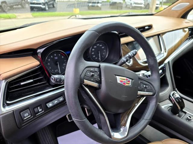 used 2020 Cadillac XT6 car, priced at $34,900