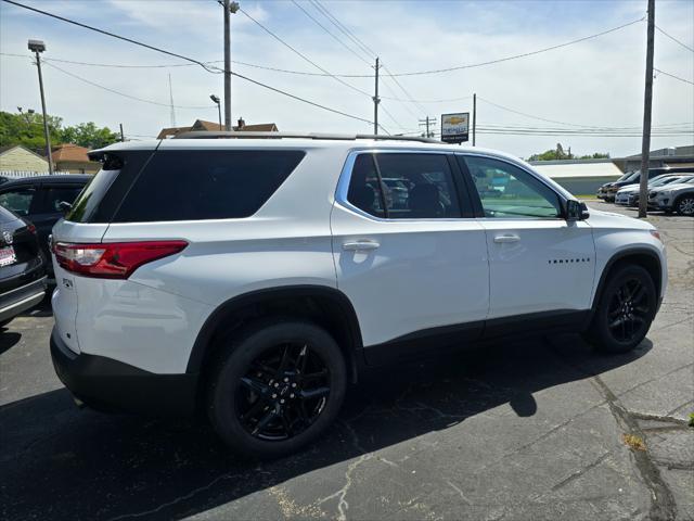 used 2021 Chevrolet Traverse car, priced at $33,900