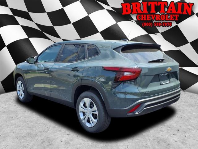 new 2025 Chevrolet Trax car