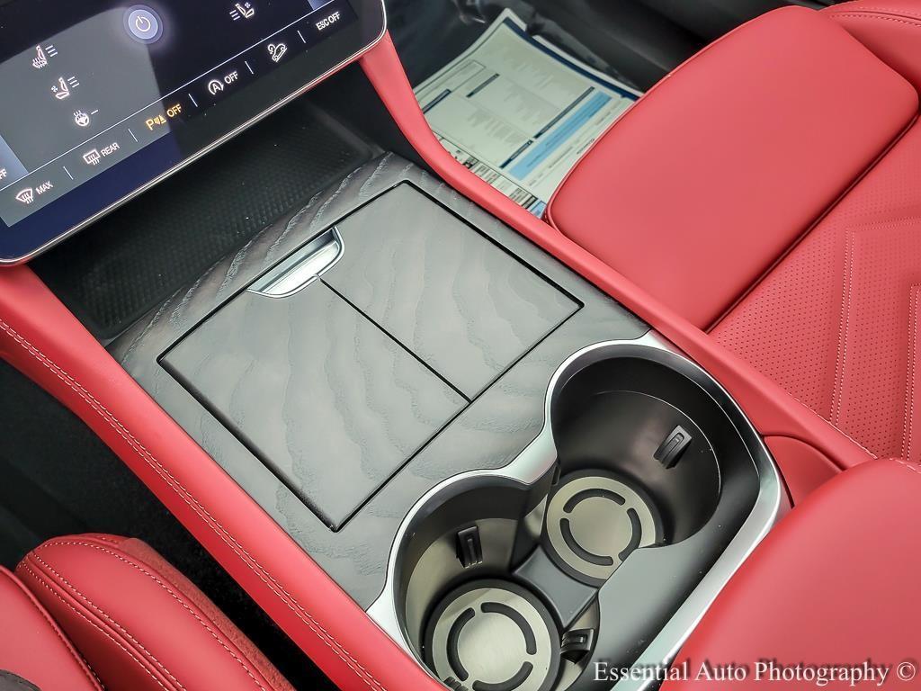 new 2025 Maserati Grecale car, priced at $79,999
