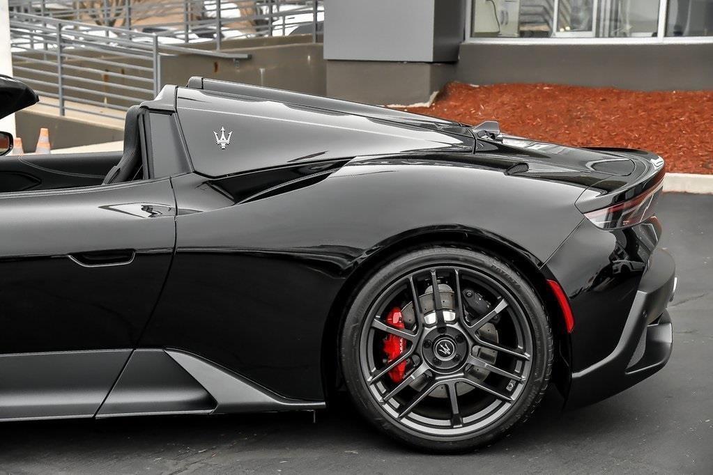 new 2024 Maserati MC20 car, priced at $249,999
