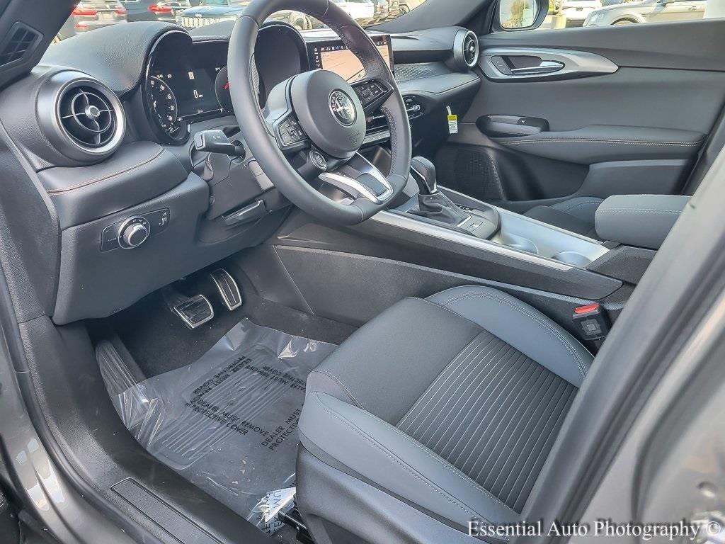 new 2025 Alfa Romeo Tonale car, priced at $39,999