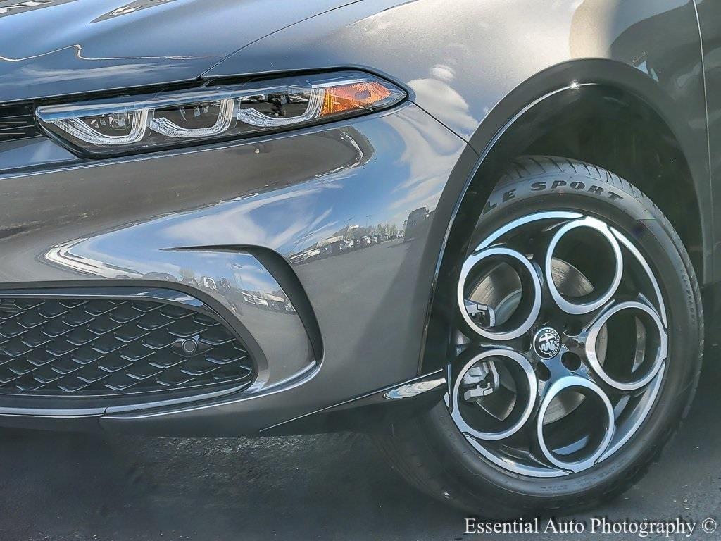 new 2025 Alfa Romeo Tonale car, priced at $39,999