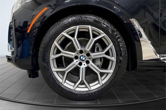 used 2021 BMW X7 car, priced at $38,000