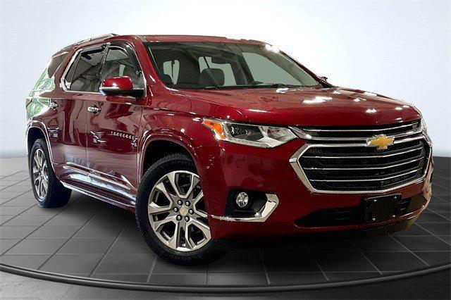 used 2021 Chevrolet Traverse car, priced at $27,400