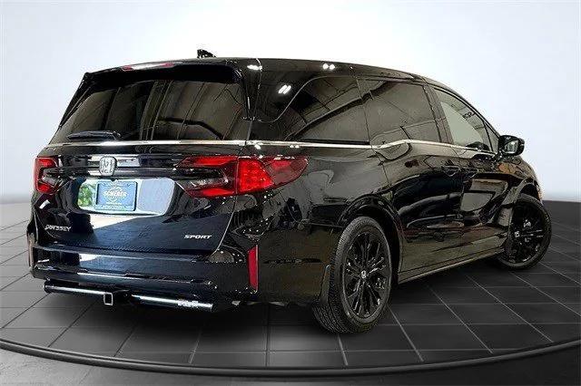 used 2025 Honda Odyssey car, priced at $43,500
