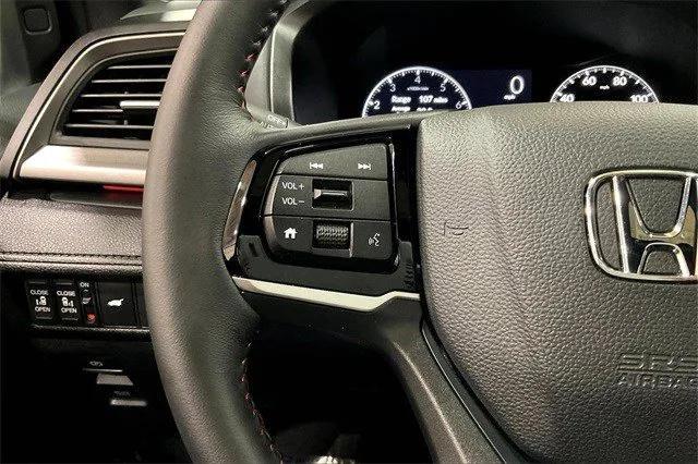 used 2025 Honda Odyssey car, priced at $43,500