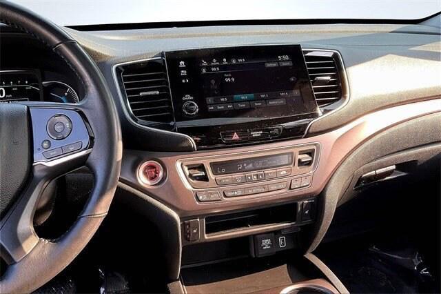 used 2021 Honda Pilot car, priced at $30,500