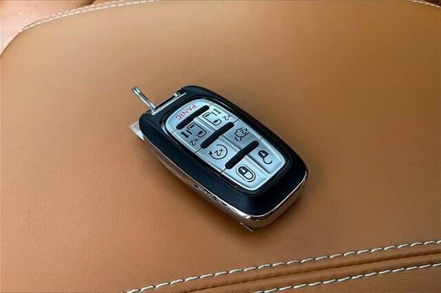used 2022 Chrysler Pacifica car, priced at $32,800