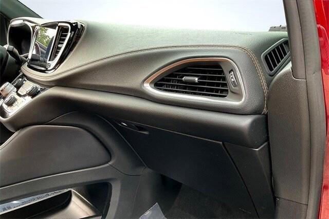 used 2022 Chrysler Pacifica car, priced at $32,800