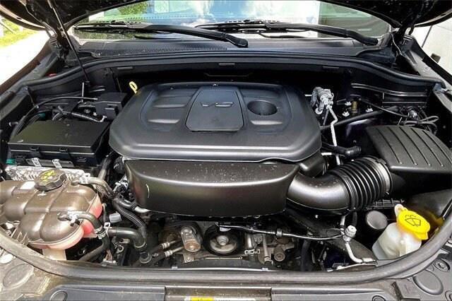 used 2020 Jeep Grand Cherokee car, priced at $28,400