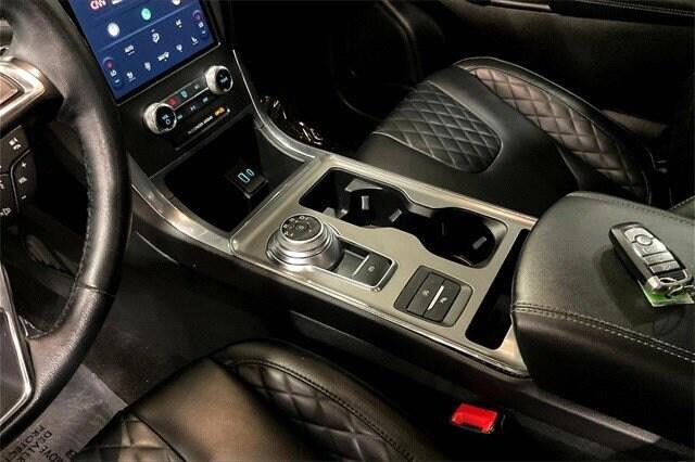 used 2024 Ford Edge car, priced at $26,000