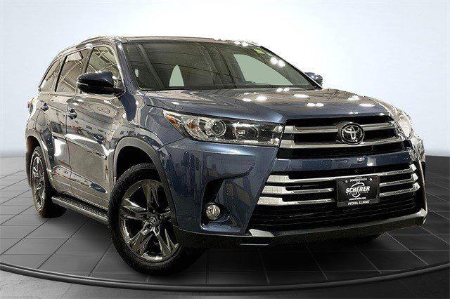 used 2018 Toyota Highlander car, priced at $27,800