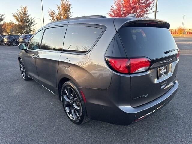 used 2018 Chrysler Pacifica car, priced at $20,600