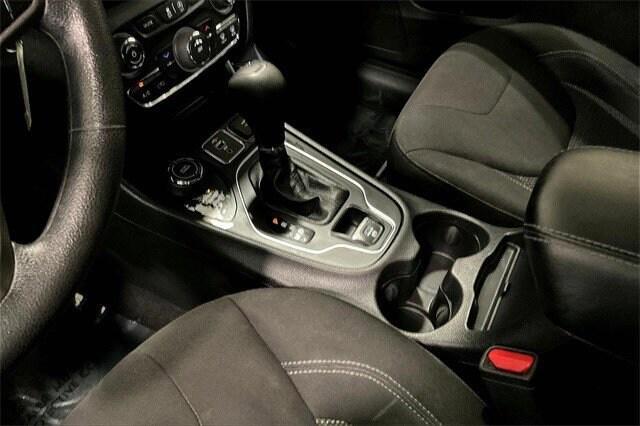 used 2020 Jeep Cherokee car, priced at $14,000