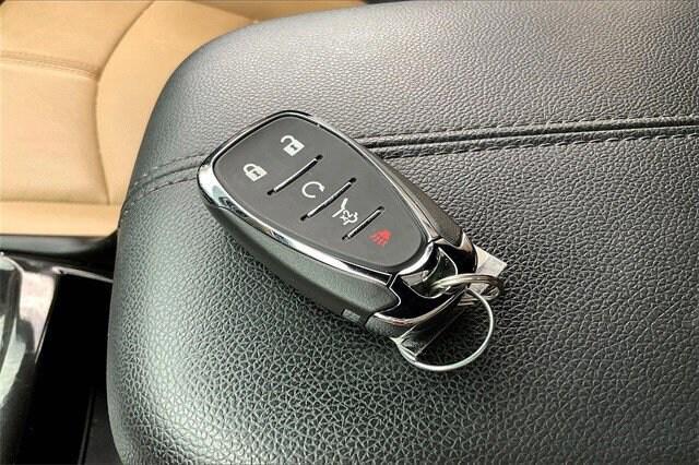 used 2022 Chevrolet Equinox car, priced at $26,600