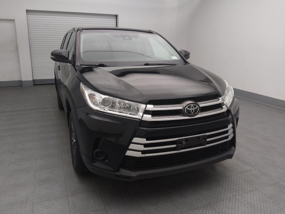 used 2017 Toyota Highlander car, priced at $21,695