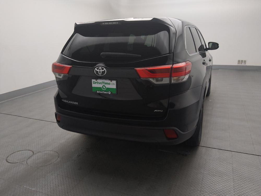 used 2017 Toyota Highlander car, priced at $21,695