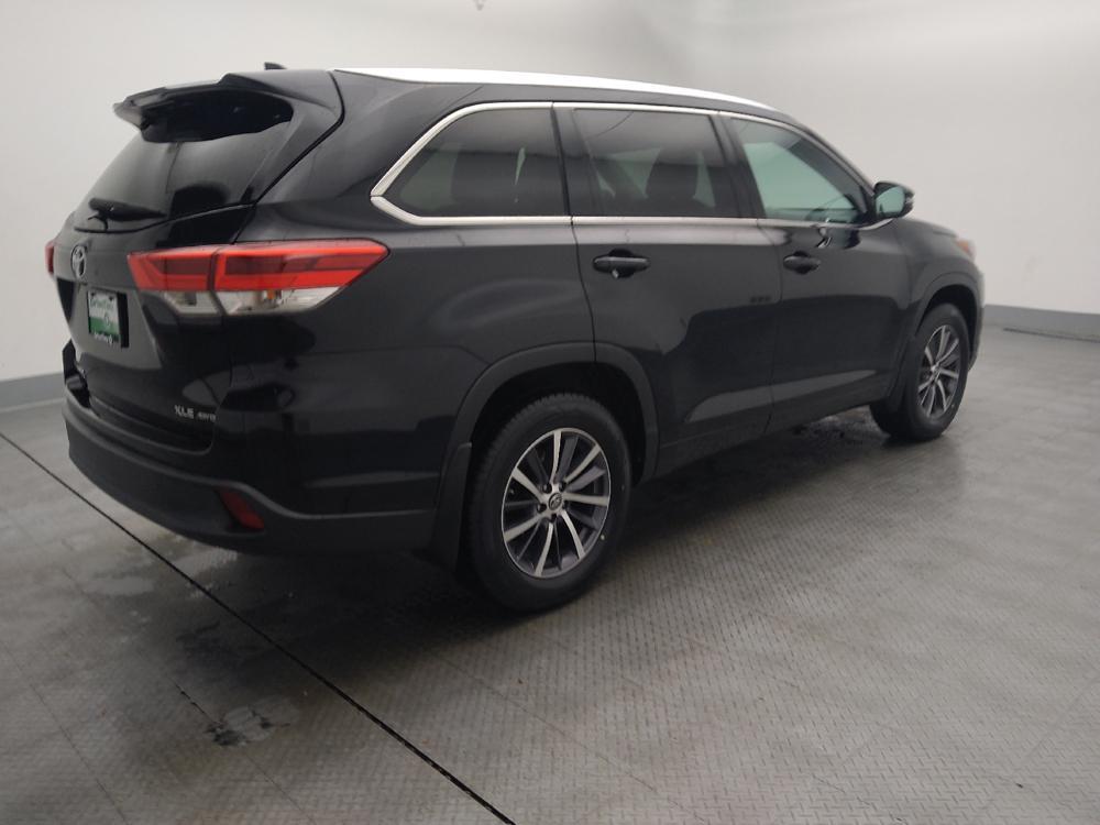 used 2018 Toyota Highlander car, priced at $23,595