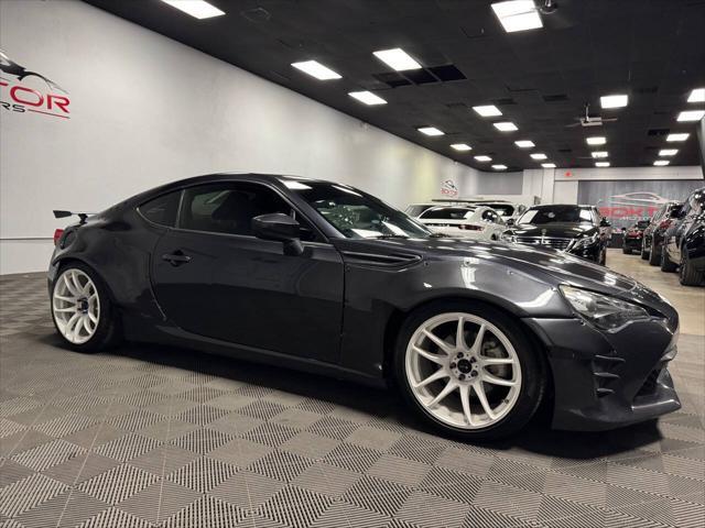 used 2019 Toyota 86 car, priced at $20,999